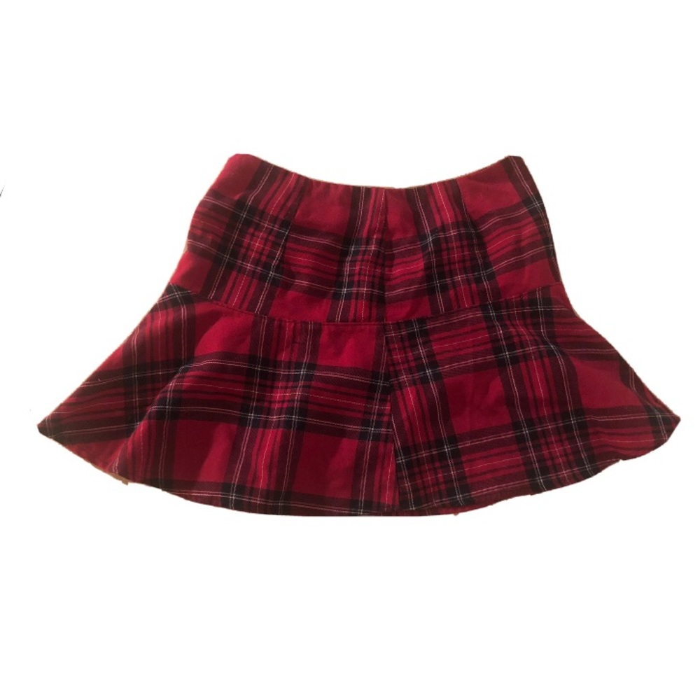 High waisted red plaid mini skirt 🍎
